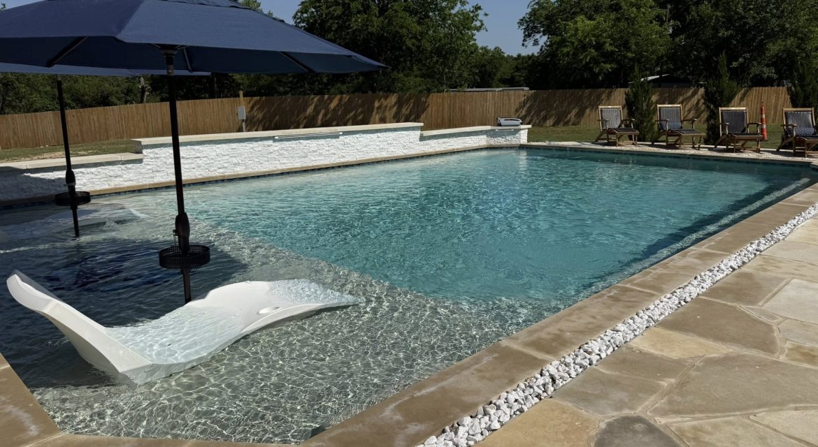 M&M Pools & Patios